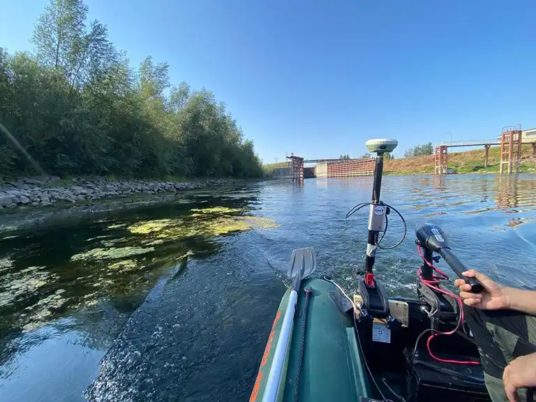 Batymetria pomiary łodzią pontonową