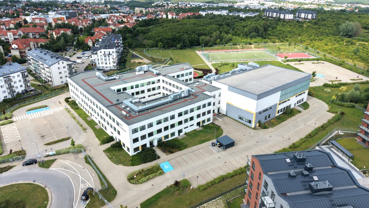 Kompleksowa obsługa geodezyjna szkoły podstawowej w Kowalach